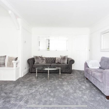 Ammonite Luxury Beachfront Apartment Lyme Regis Exterior foto